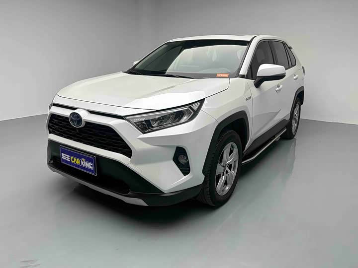 Фото 1 - Toyota RAV4