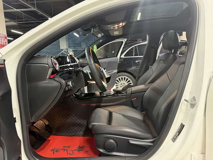 Фото 7 - Mercedes-Benz A-Class