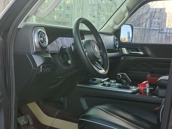 Фото 7 - Tank 300