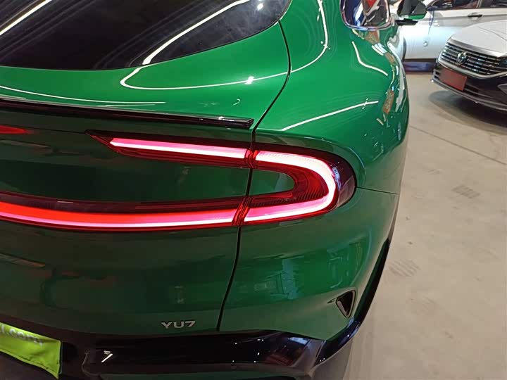 Фото 8 - Xiaomi YU7