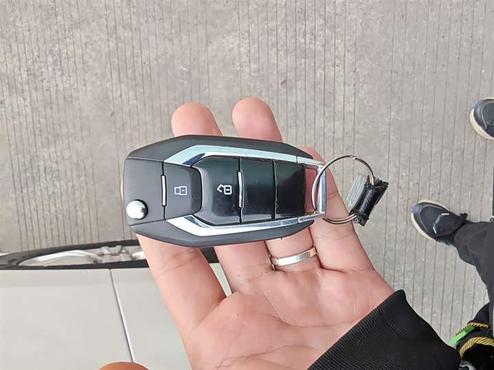 Фото 9 - Maxus G20