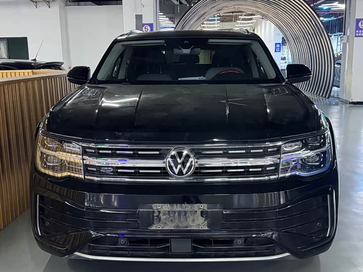 Фото 2 - Volkswagen Teramont X