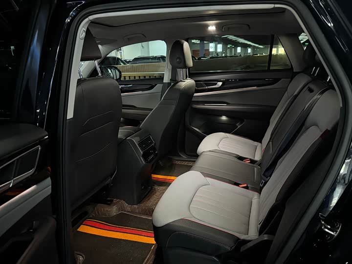 Фото 9 - Volkswagen Teramont X