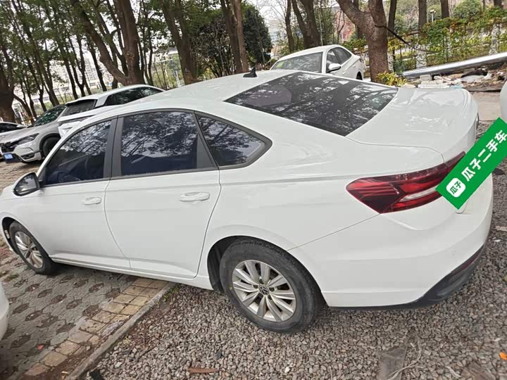 Фото 5 - Volkswagen Lavida