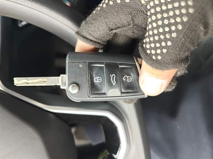 Фото 9 - Volkswagen Lavida