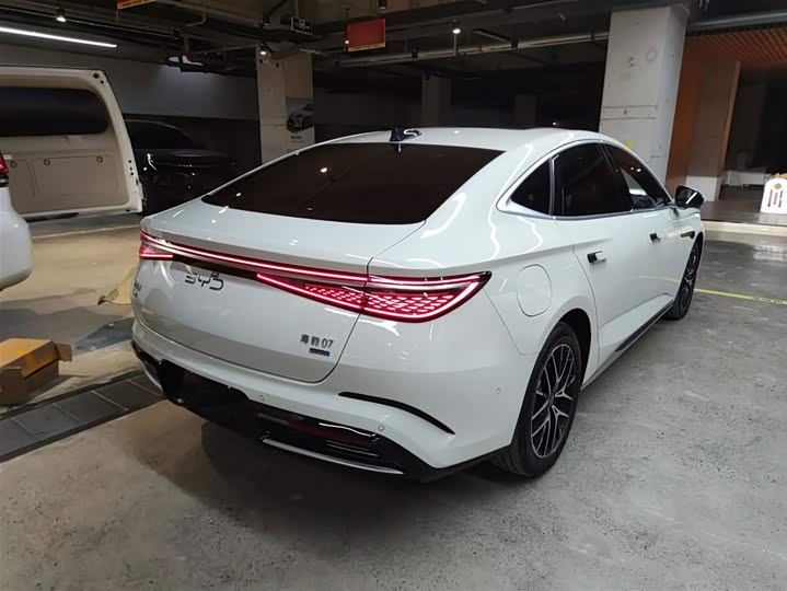 Фото 7 - BYD Seal 07 DM-i Hybrid