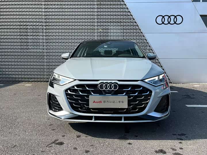Фото 2 - Audi A3