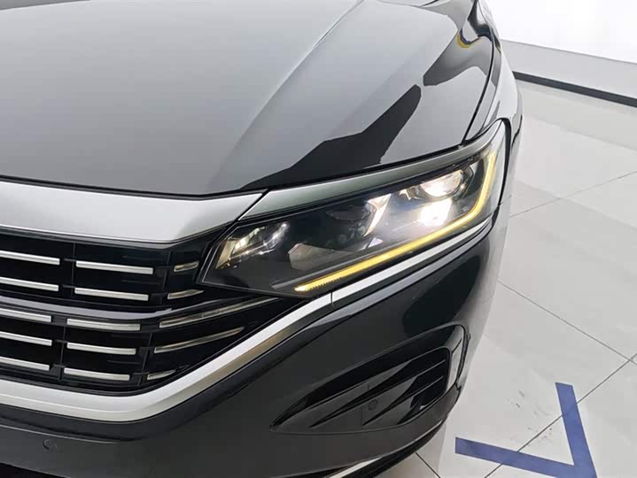 Фото 5 - Volkswagen Passat