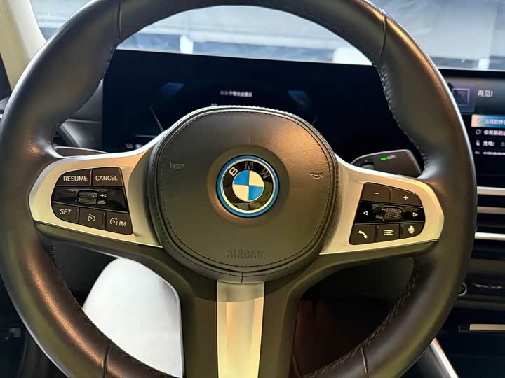 Фото 6 - BMW i3