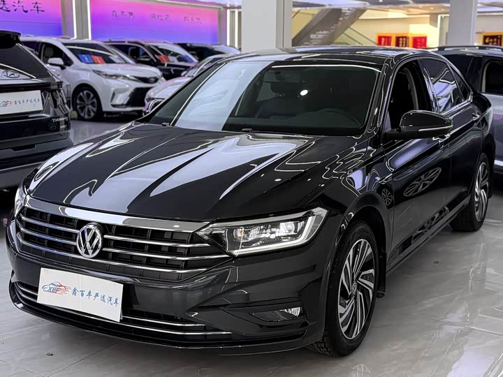 Фото 1 - Volkswagen Sagitar L