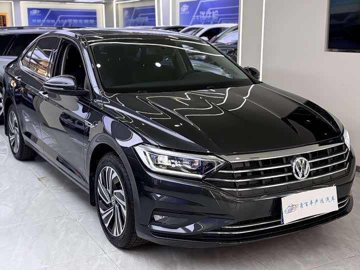 Фото 3 - Volkswagen Sagitar L