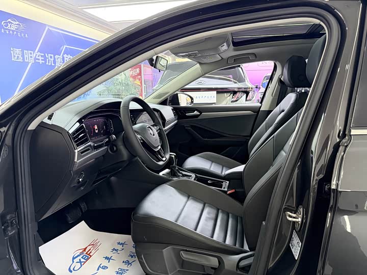 Фото 4 - Volkswagen Sagitar L