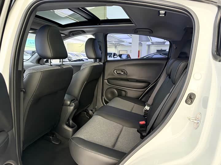 Фото 7 - Honda XR-V