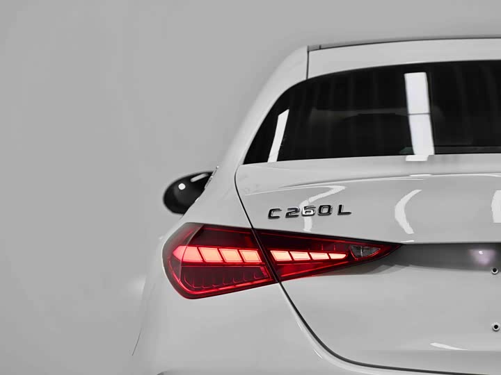 Фото 3 - Mercedes-Benz C-Class