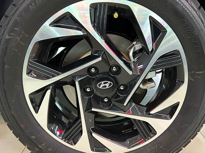 Фото 8 - Hyundai Custo