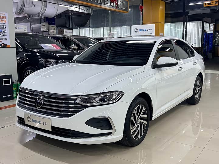 Фото 1 - Volkswagen Lavida