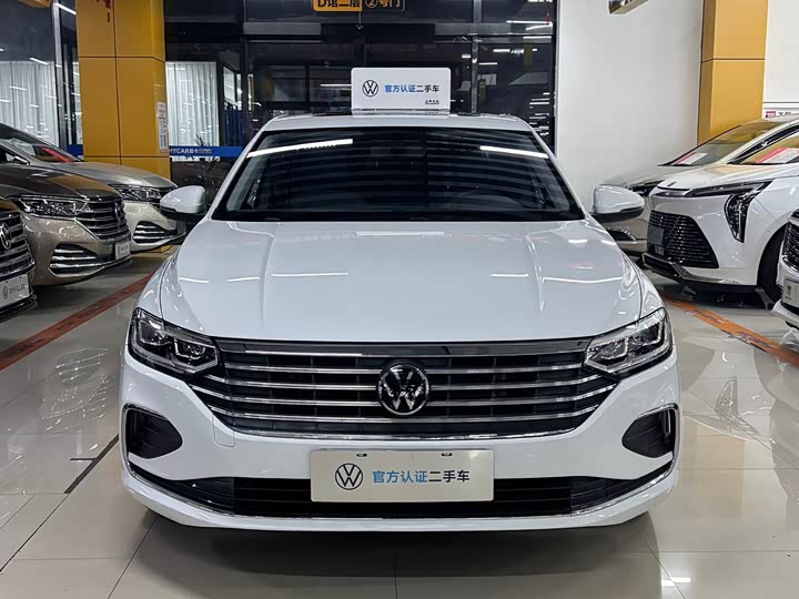 Фото 2 - Volkswagen Lavida