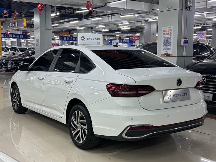 Фото 4 - Volkswagen Lavida