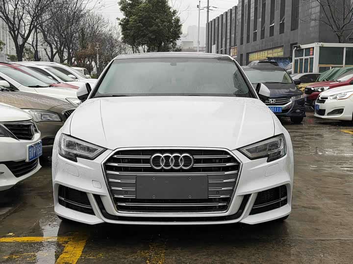 Фото 4 - Audi A3