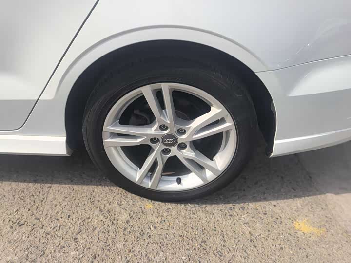 Фото 7 - Audi A3