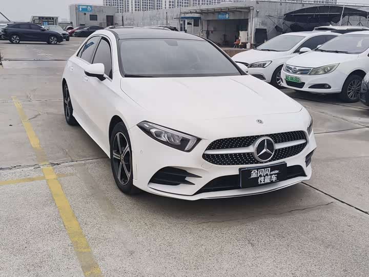 Фото 3 - Mercedes-Benz A-Class