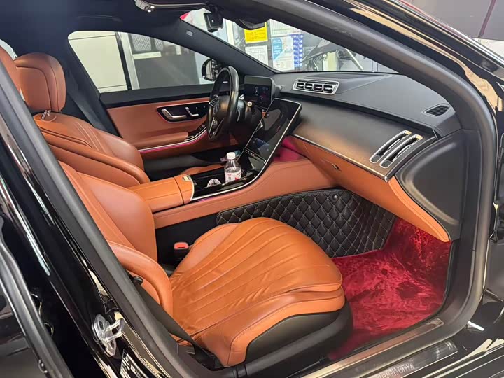 Фото 8 - Mercedes-Benz S-Class