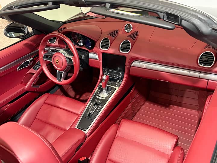 Фото 9 - Porsche 718