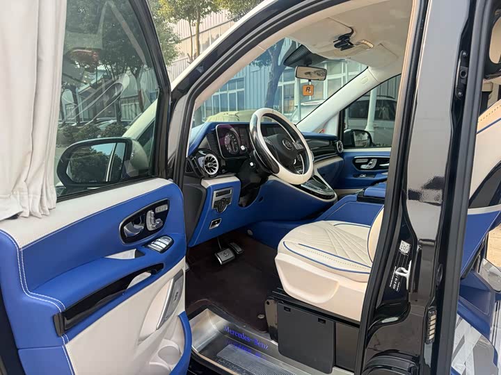 Фото 4 - Mercedes-Benz Vito