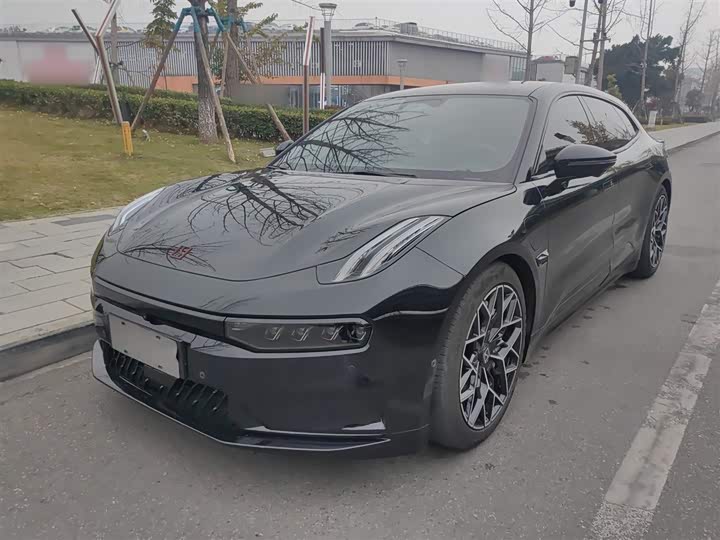 Фото 1 - Zeekr 001