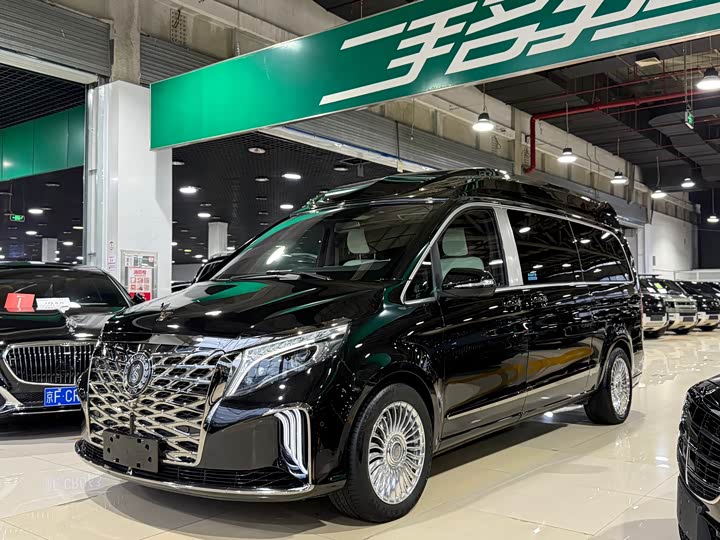 Фото 1 - Mercedes-Benz V-Class