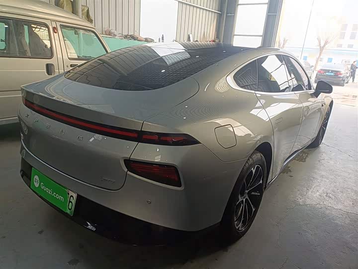 Фото 7 - XPeng P7