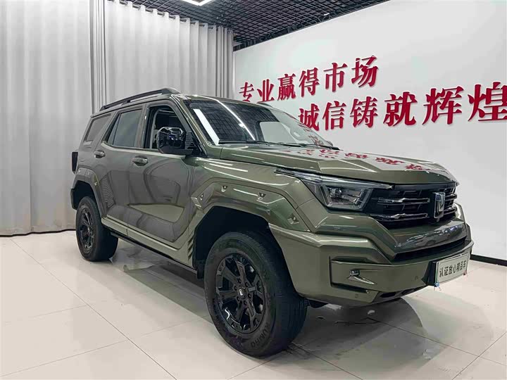 Фото 3 - Tank 400 Hybrid