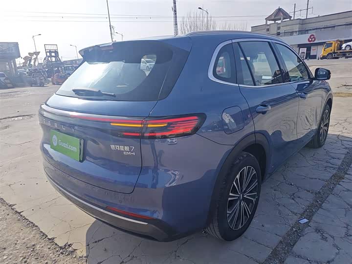 Фото 7 - Geely Galaxy Starship 7