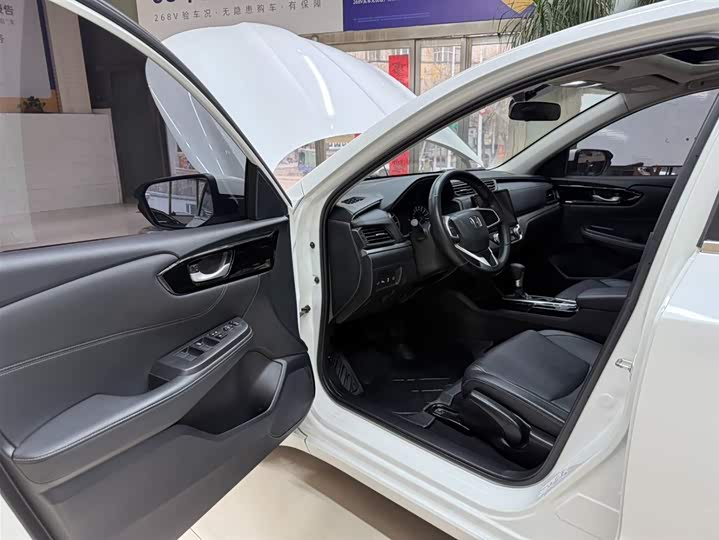 Фото 8 - Honda Envix