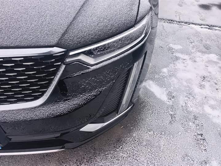 Фото 5 - Cadillac XT6