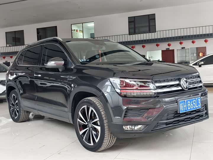 Фото 3 - Volkswagen Tharu