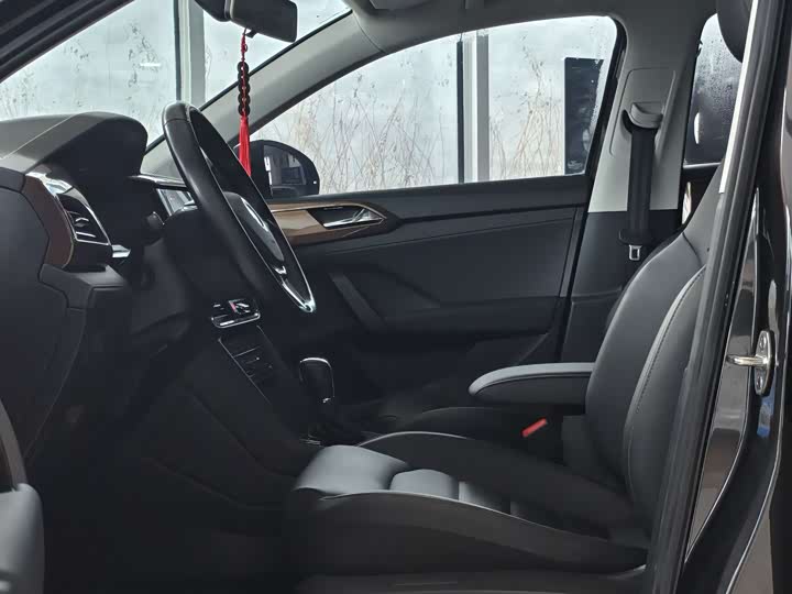 Фото 4 - Volkswagen Tharu