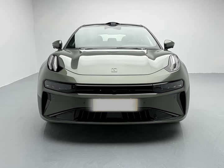 Фото 2 - Zeekr 001