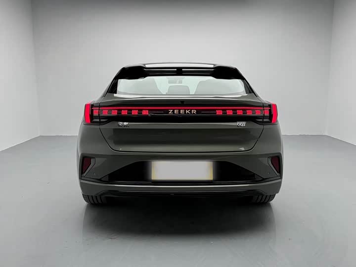 Фото 5 - Zeekr 001