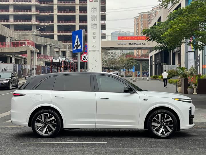 Фото 6 - LiXiang L7