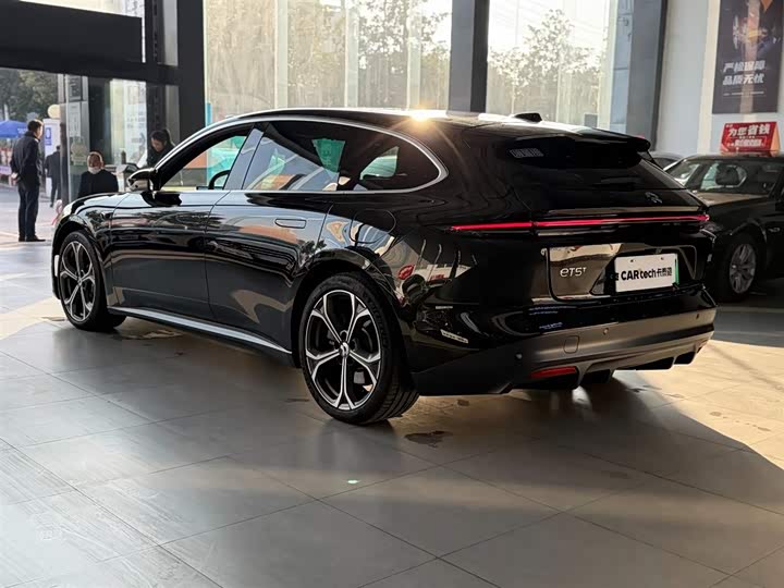 Фото 8 - Nio ET5T