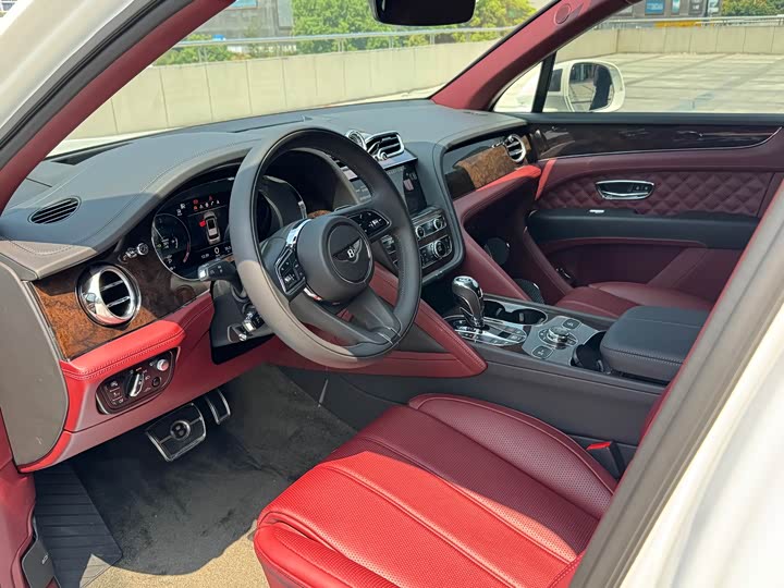 Фото 7 - Bentley Bentayga Hybrid