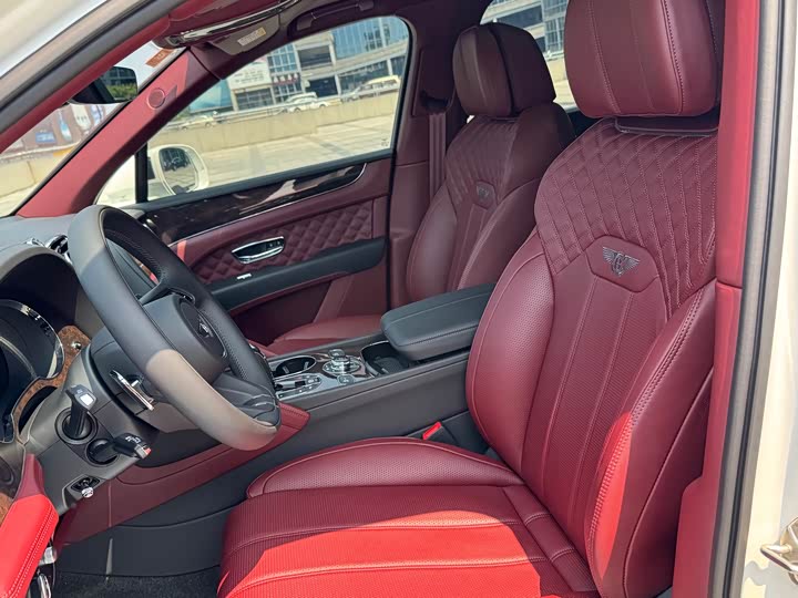 Фото 8 - Bentley Bentayga Hybrid