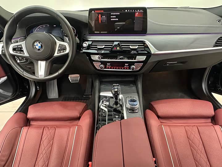 Фото 8 - BMW 5 Series