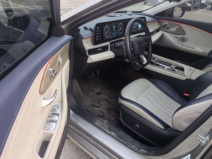 Фото 7 - Chery Arrizo 8