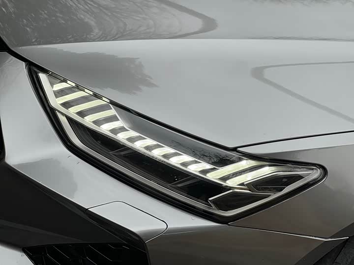 Фото 5 - Audi A7