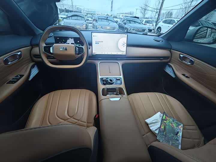 Фото 9 - Geely Galaxy L7