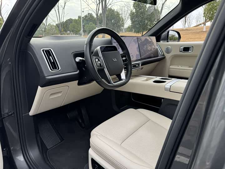 Фото 4 - LiXiang L9