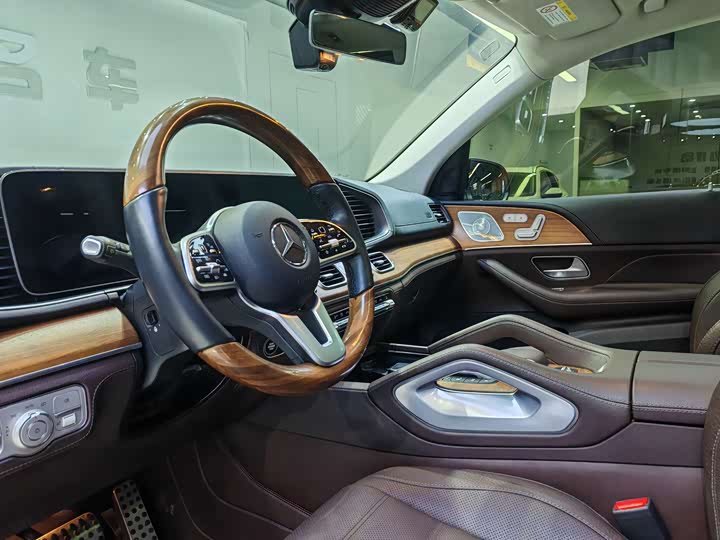 Фото 8 - Mercedes-Benz GLS-Class