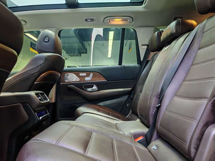 Фото 9 - Mercedes-Benz GLS-Class